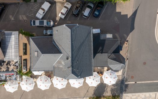 Haus am Rheinufer mit malerischem Burgblick – Perfekte Kapitalanlage