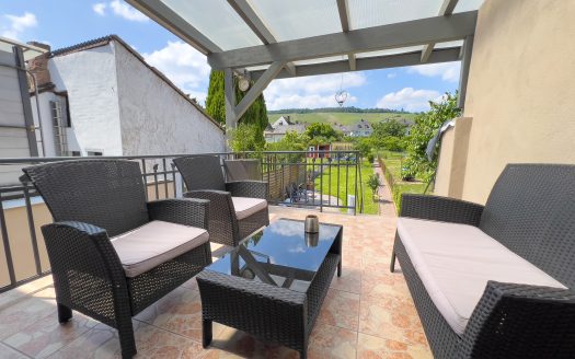 Modernisiertes Einfamilienhaus in Bernkastel-Kues mit Moselblick und Großzügigem Garten